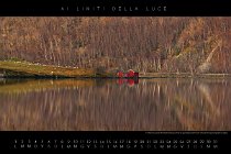 10_Ottobre In Ottobre la luce alle alte latitudini sembra provenire da ogni direzione ed illuminare uniformemente questo laghetto norvegese