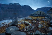 35 Alba sull'Hardangerfjord